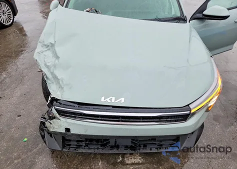 2025 Kia K4 Lx z USA, uszkodzony, nr VIN 3KPFT4DE4SE184626